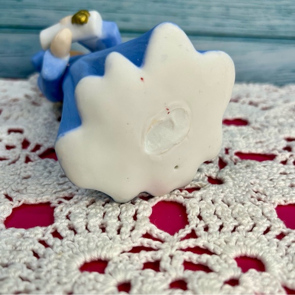 Graduate Girl Enesco Growing Up Porcelain Figurine Vintage 1991 - Picture 3 of 4